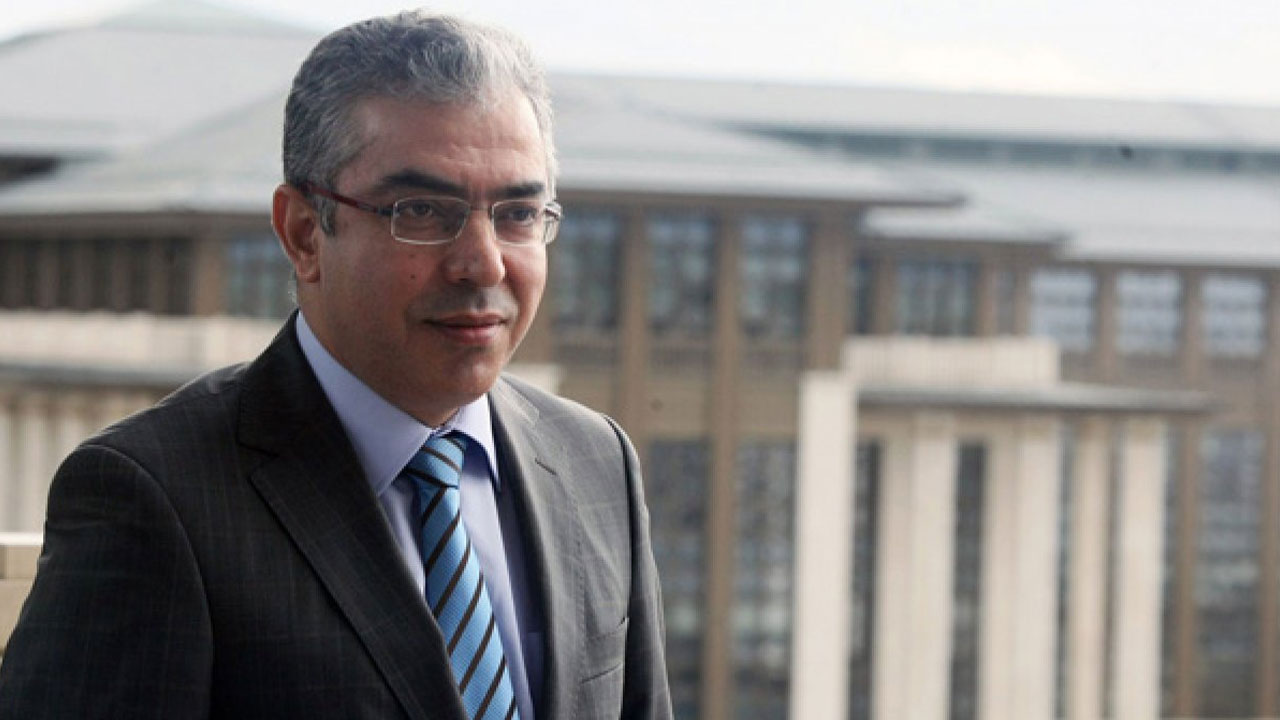 Foto - Erdoğan’ın danışmanı "yeni anayasaya ihtiyaç yok" diyerek bombayı patlattı!