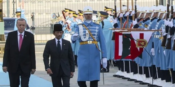 Foto - Erdoğan'ın davetlisi Waddaulah: Deprem felaketin çok yıkıcı, acı! Türkiye için her şeyi yapmaya hazırız mesajı