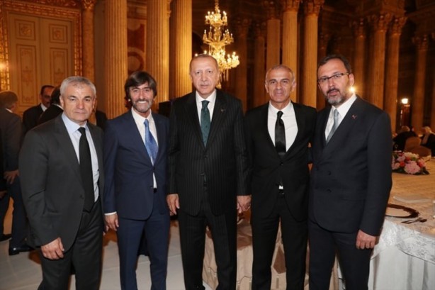 Foto - Erdoğan'ın iftar davetine ünlüler akın etti