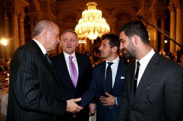 Foto - Erdoğan'ın iftar davetine ünlüler akın etti