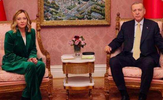 Foto - Erdoğan'ın İtalya Başbakanı Meloni ile görüşmesindeki tablonun sırrı ortaya çıktı! Bu yüzden konulmuş