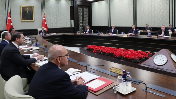 Foto - Erdoğan’ın katıldığı toplantılarda söz alan AK Partili isimler bunu söylemiş! Şamil Tayyar isyan etti: El insaf