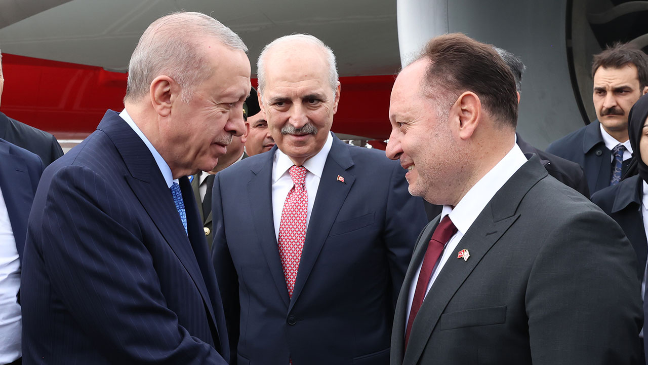 Foto - Erdoğan’ın Kıbrıs’a gitmesi korkuttu! "Yüksek teyakkuzdayız" diyerek duyurdular