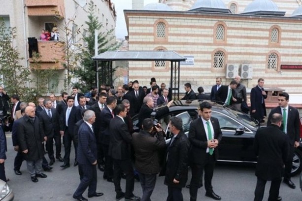 Erdoğan'ın korumalarında dikkat çeken ayrıntı