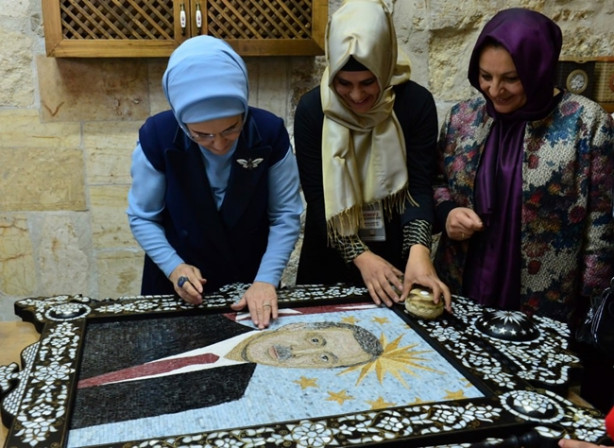 Foto - Erdoğan'ın mozaik portresine son taşı koydu