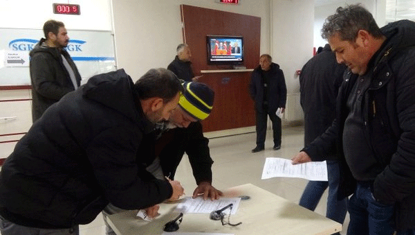 Foto - Erdoğan'ın müjdesi sonrası akın ettiler! Teşekkürler Erdoğan Türkiye bayram ediyor