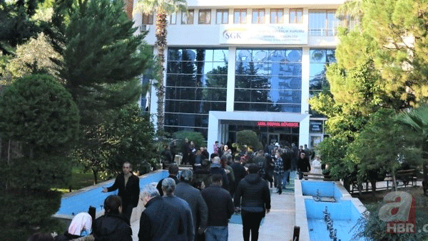 Foto - Erdoğan'ın müjdesi sonrası akın ettiler! Teşekkürler Erdoğan Türkiye bayram ediyor