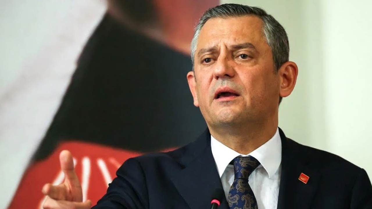 Erdoğan’ın tokat gibi sözleri Özgür’ün başını döndürdü! Kendi kendini yalanladı