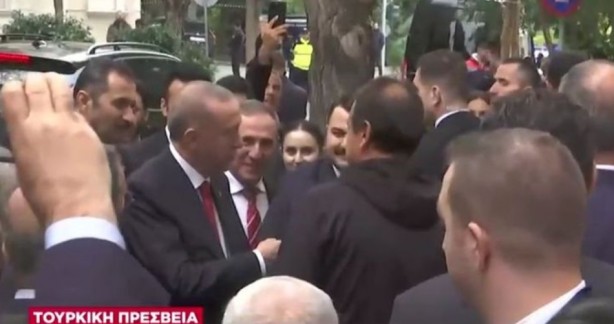 Erdoğan'la Ergin Ataman arasındaki görüşmeyle ilgili o iddia ortalığı karıştırdı! Yunanlılar zevkten havalara uçtu ama...