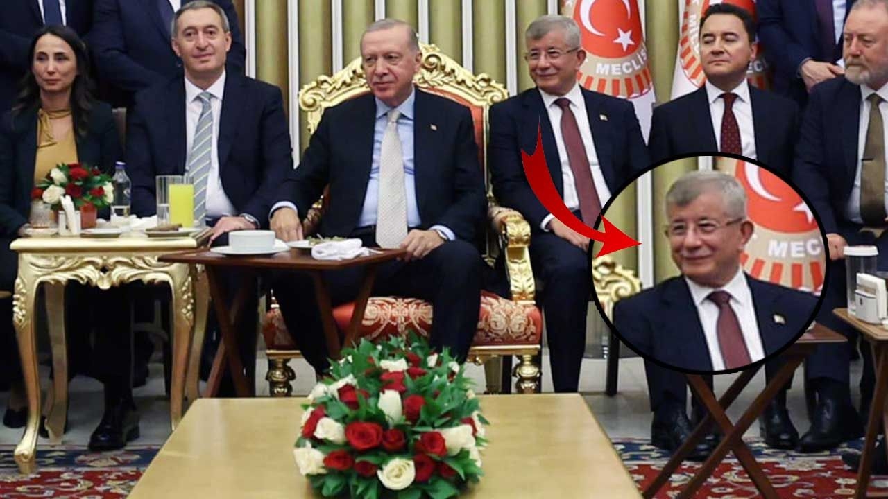 Erdoğan’la fotoğrafı çok konuşulmuştu! Davutoğlu’ndan bir olay açıklama daha