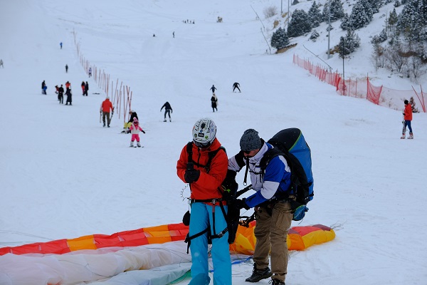 Foto - Ergan Dağı'nda yamaç paraşütü heyecanı