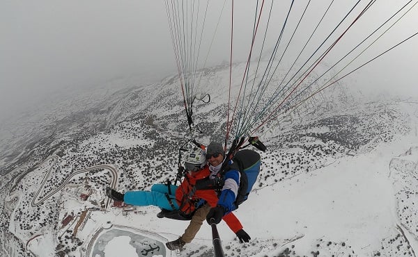 Ergan Dağı'nda yamaç paraşütü heyecanı