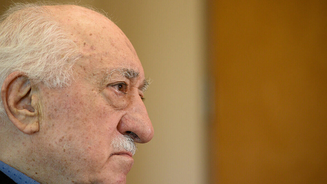 Foto - Erhan Afyoncu'dan gündemi sarsacak çıkış: Sayılarını bilmem ama devlete sızdılar
