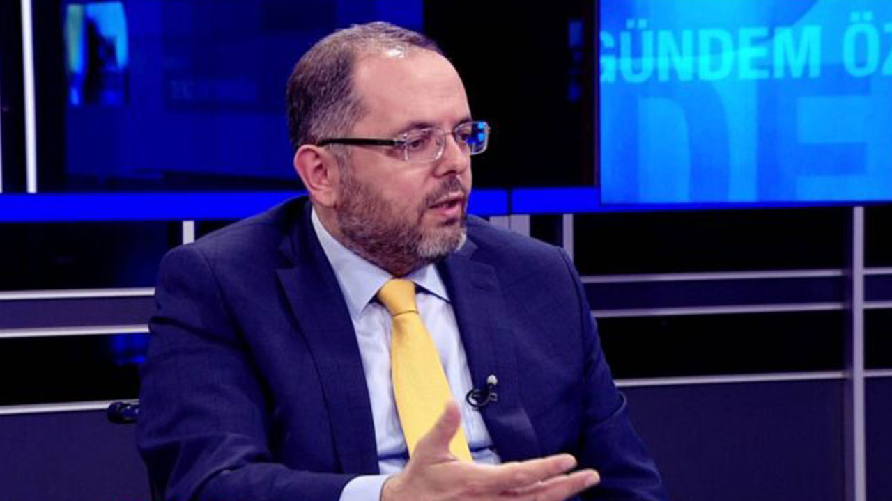 Foto - Erhan Afyoncu'dan şok eden Rusya açıklaması: Paraları çalıp bozuk silah yolladılar