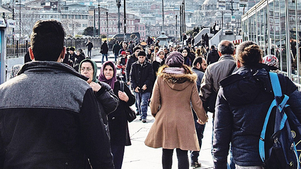 Foto - Erhan Afyoncu'dan uykuları kaçıracak açıklama: Türkiye kabusa gidiyor savaştan bile daha tehlikeli