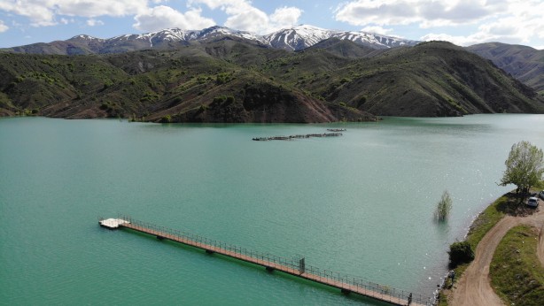 Foto - Erimeye başlayan kar suları barajlara bereket oldu!