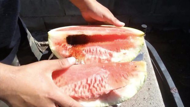 Foto - Erimiş bakır karpuza dökülürse...