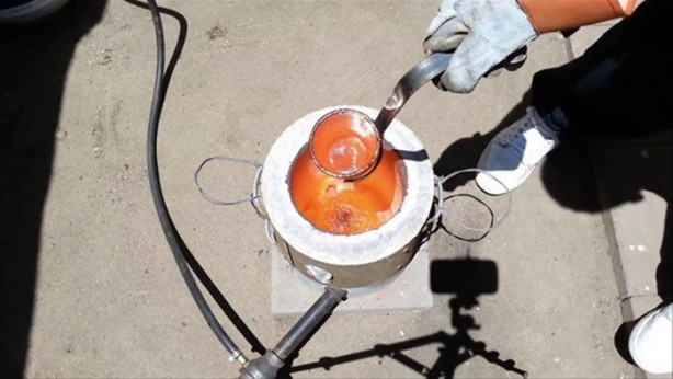 Foto - Erimiş bakırı karpuza döktü! İşte sonuç...