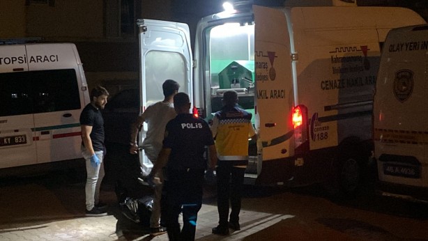 Erkek arkadaşını bıçaklayarak öldürdü