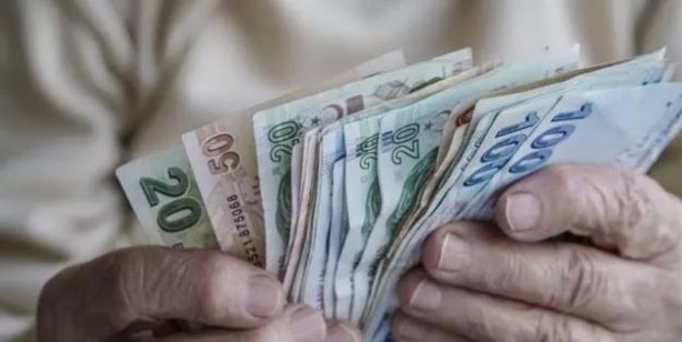 Foto - Erken emeklilik nasıl olunur? Kimler erken emekli olur? EYT erken emeklilik için yaş prim şartı