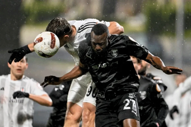 Foto - Erman Toroğlu o isimleri yerden yere vurdu! "Ortada leş bıraktılar"