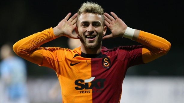 Foto - Erman Toroğlu yine yaptı yapacağını! "Seni duman ederim"