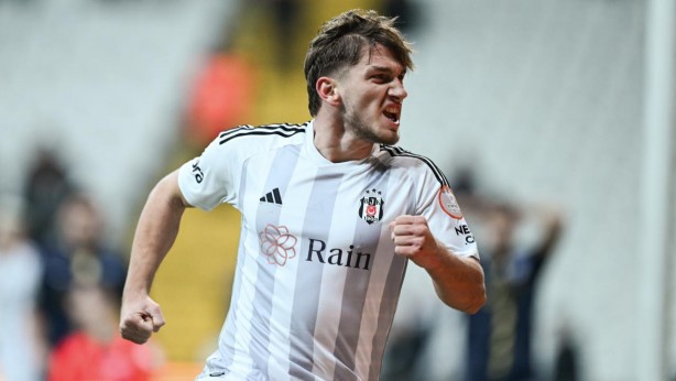 Foto - Erman Toroğlu’ndan şok sözler: Bunu görmemek için aptal olmak lazım! Bundan önce görev yapan hocaların var ya... Gözlerinden öperim