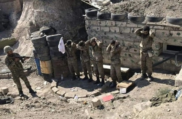 Foto - Ermeni askerleri böyle teslim oldu!