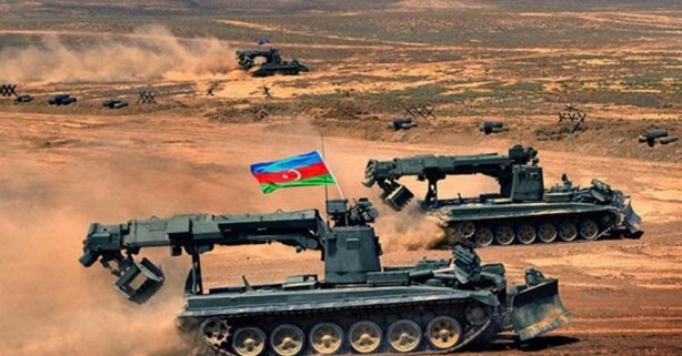 Foto - Ermeni komutanın sözleri dünyayı salladı! 'Rus sistemlerini aldık ama Türk SİHA'ları...'