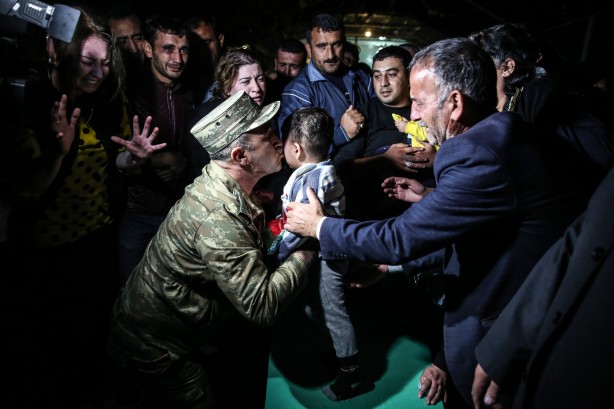 Foto - Ermenistan 'yine' vurmasın diye gece defnedildiler!