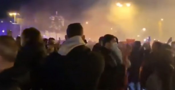 Foto - Ermenistan'da kutlamalar başladı 'Bu kadar korkuyordunuz madem niye saldırıyorsunuz'