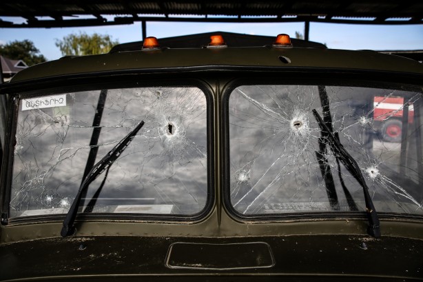 Foto - Ermenistan'dan büyük alçaklık! Apar topar sildiler