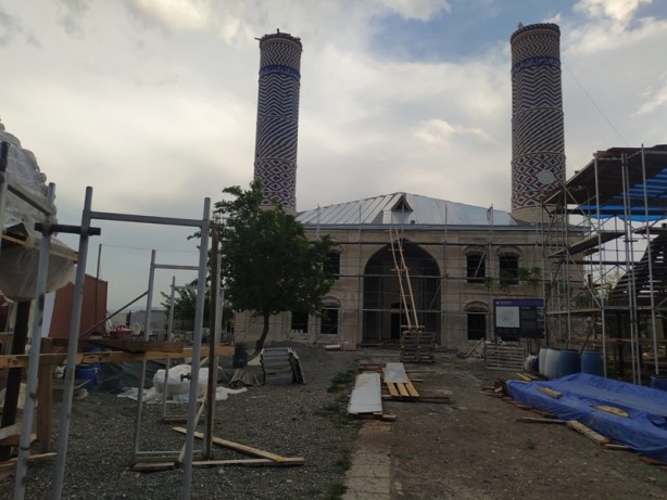 Foto - Ermenistan'ın işgalinden kurtarıldı! Camiyi bakın ne olarak kullanmışlar