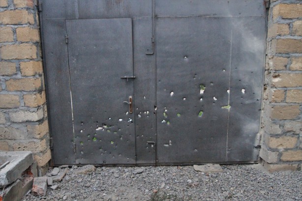 Foto - Ermenistan'ın kirli oyunu! Cepheden kaçan askerler bakın ne yaptı