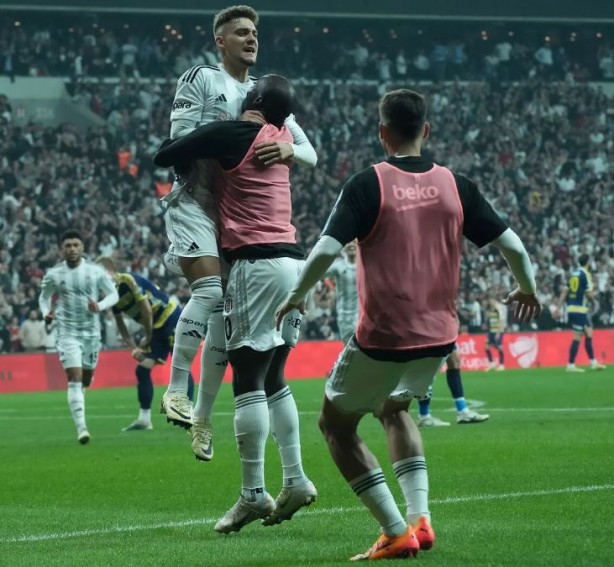 Foto - Ernest Muci, Beşiktaş'ı finale taşıdı! 70. dakikada gol attı