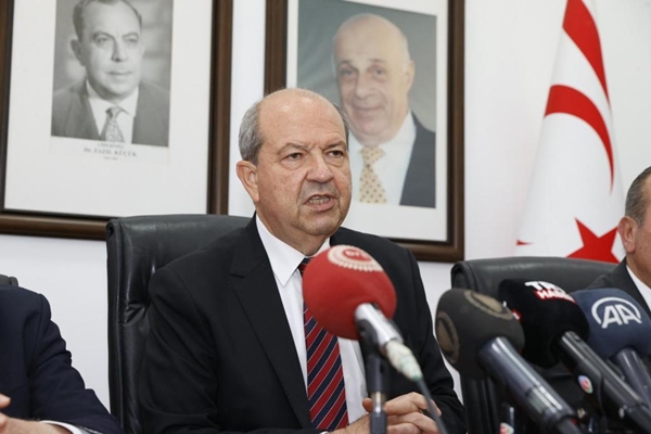 Ersin Tatar ülkesine geri döndü