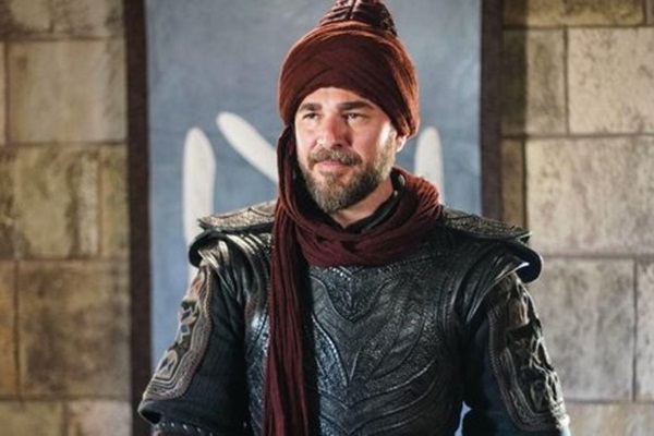 Foto - Ertuğrul Bey geri mi dönüyor? Engin Altan Düzyatan'dan Kuruluş Osman izleyicisini heyecanlandıran paylaşım