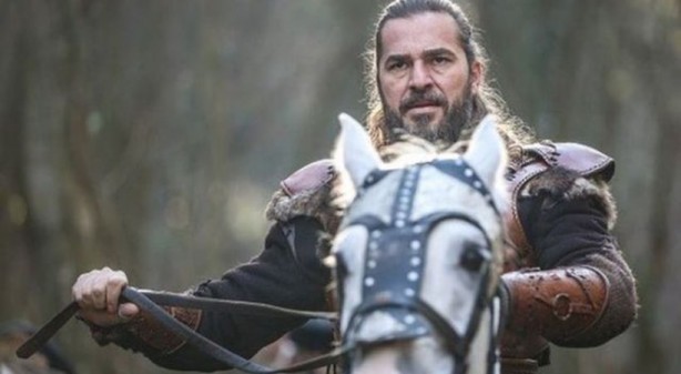 Foto - Ertuğrul Bey geri mi dönüyor? Engin Altan Düzyatan'dan Kuruluş Osman izleyicisini heyecanlandıran paylaşım