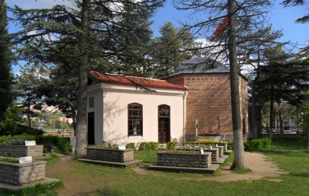 Ertuğrul Gazi Türbesi'nden benzersiz görüntüler