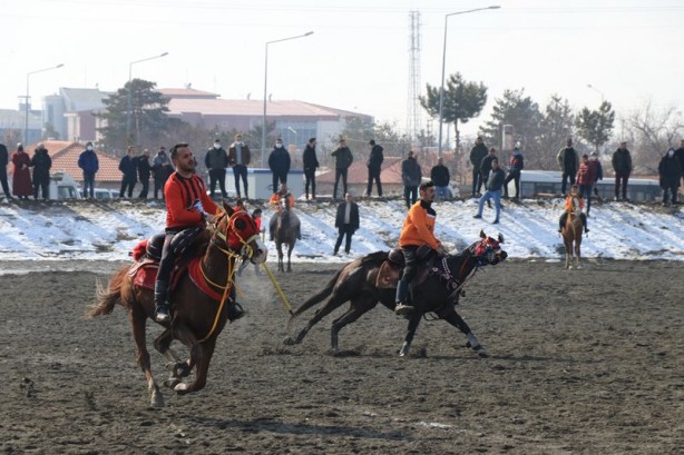 Foto - Erzincan'ın düşman işgalinden kurtuluşu muhteşem bir törenle kutlandı