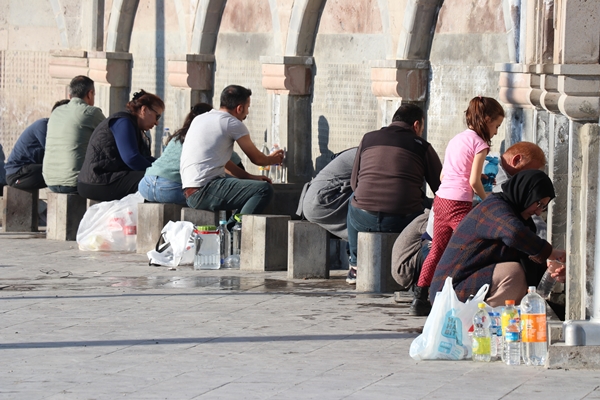 Foto - Erzincanlılar oruçlarını "ekşisu" ile açıyor
