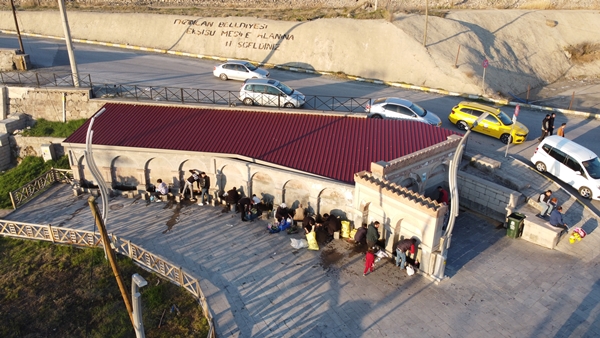 Foto - Erzincanlılar oruçlarını "ekşisu" ile açıyor