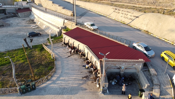 Foto - Erzincanlılar oruçlarını "ekşisu" ile açıyor