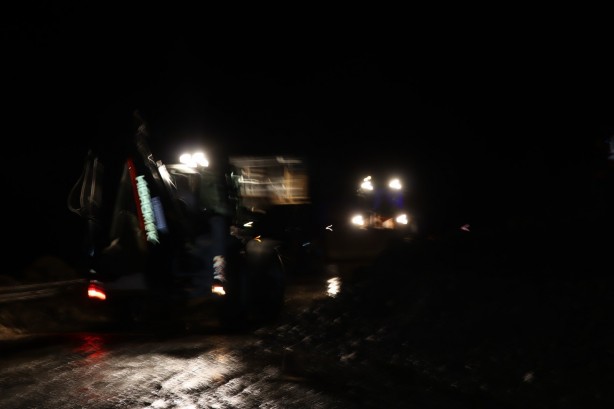 Foto - Erzurum-Artvin yoluna sel engeli