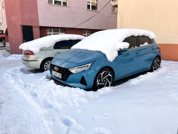 Foto - Erzurum, Kars ve Ardahan'da kar yağışı yerini soğuk havaya bıraktı