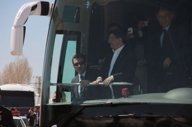 Foto - Erzurum'da Başbakan Davutoğlu'nu şaşırtan karşılama