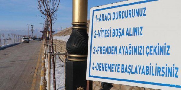 Foto - Erzurum'da gizemli yol! Araçlar yokuş yukarı kendi kendine çıkıyor