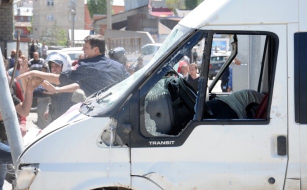 Foto - Erzurum’da HDP'nin mitingi öncesi olaylar çıktı