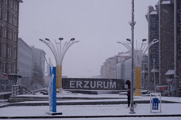 Foto - Erzurum'da kış geri döndü! 