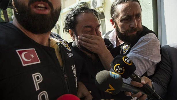 Erzurumlulara dikkat çeken "Adnan Oktar" uyarısı: "Umarım çok büyük hasar vermez" diyerek duyurdu